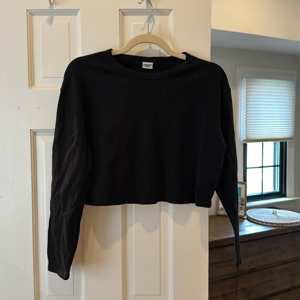 Sunday best cropped black top